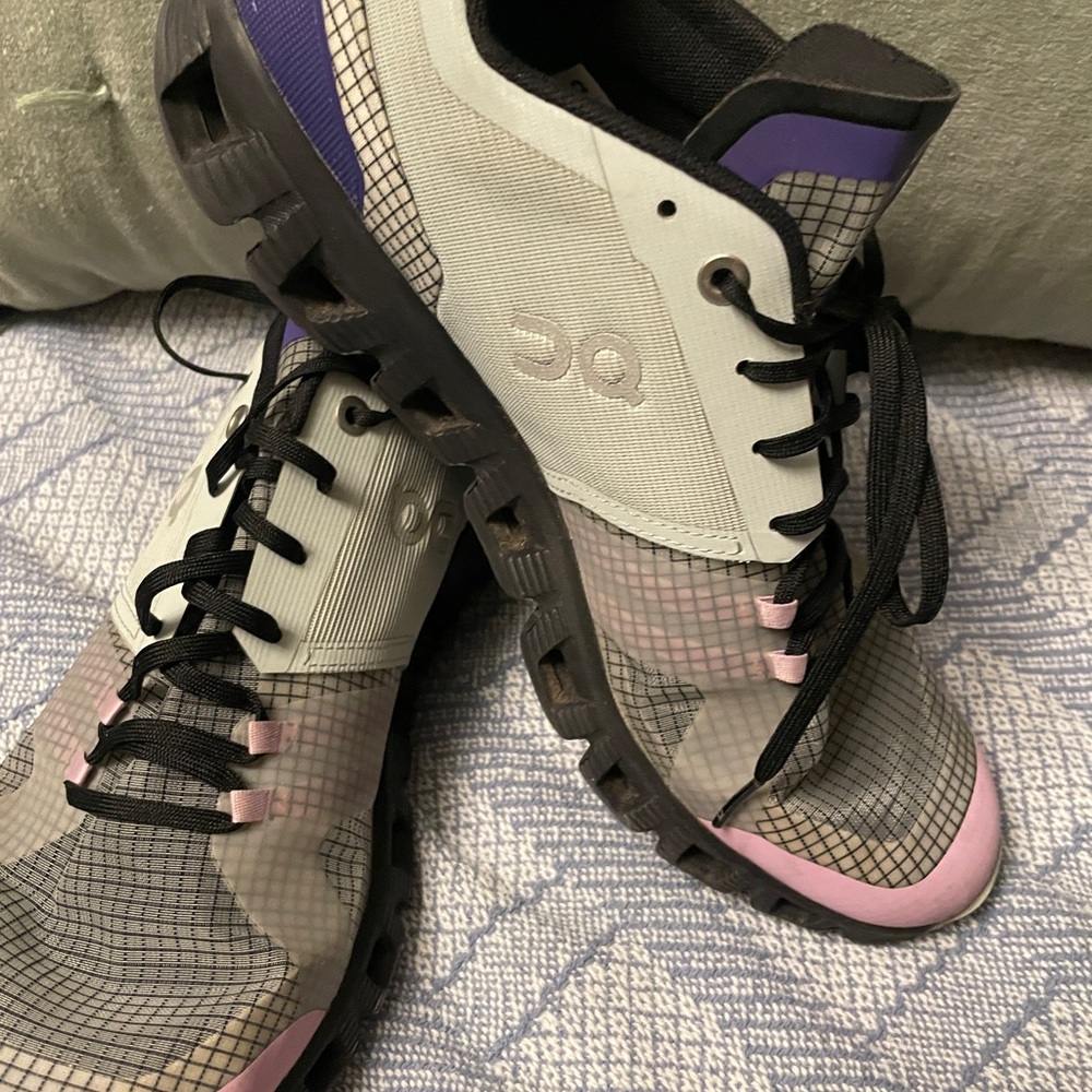 On Running Women's Gray and Pink Athletic Shoes